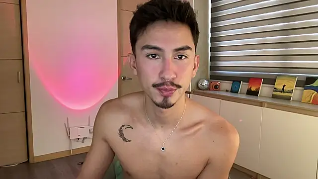 sweettaaron01 online show from 17, 11, 2025