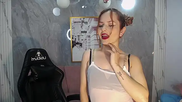 Snapshot of mady0619_ch chatting on 18, 11, 2025 mady0619 ch online show from 18, 11, 2025