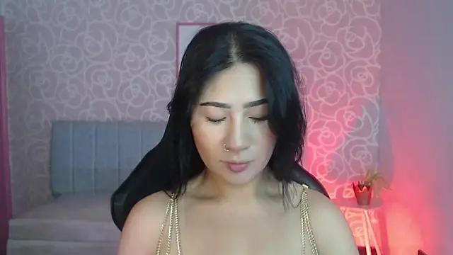 evelyn ch  online show from 29, 9, 2025