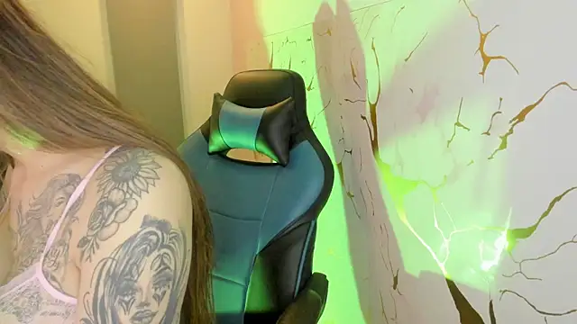 Scarbadgirl  online show from 29, 5, 2026