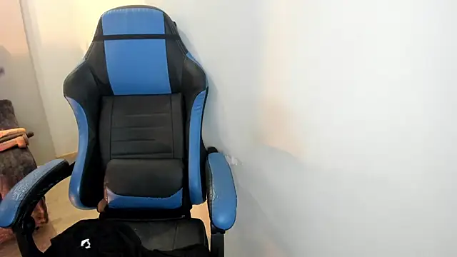 Scarbadgirl  online show from 18, 11, 2025