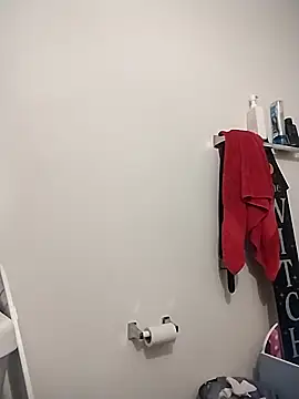 anonymity awaitsxh online show from 8, 11, 2025