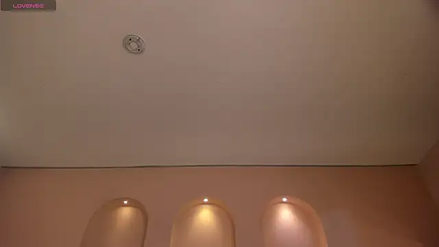 IsabellaMoreau online show from 25, 10, 2025