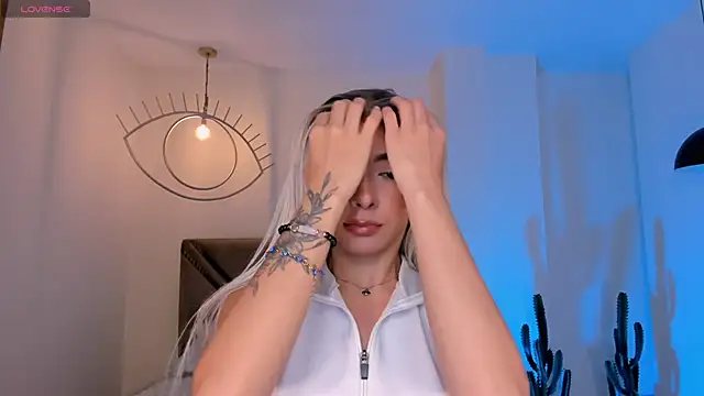 IsabellaMoreau online show from 22, 2, 2026