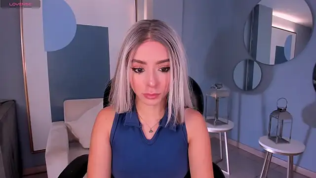 IsabellaMoreau online show from 14, 5, 2026