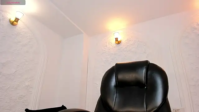 Snapshot of IsabellaMoreau chatting on 16, 6, 2026 IsabellaMoreau online show from 16, 6, 2026