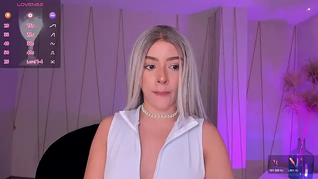 IsabellaMoreau online show from 1, 2, 2026