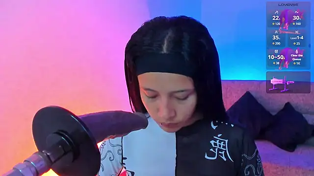 alicemoon   online show from 4, 11, 2025