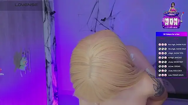 Moonlightt 21 online show from 19, 10, 2025