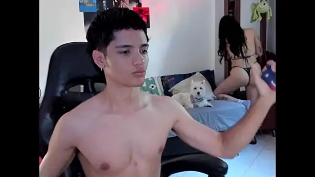 Snapshot of Oliver_and_kalypso chatting on 16, 10, 2025 Oliver and kalypso online show from 16, 10, 2025