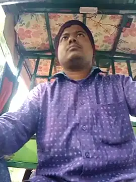 Snapshot of CatchingBouquet chatting on 27, 11, 2025 CatchingBouquet online show from 27, 11, 2025