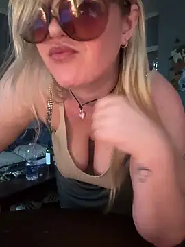 Granlady7 online show from 15, 4, 2026