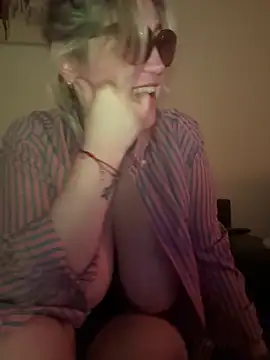 Granlady7 online show from 13, 4, 2026