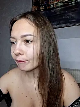 Olivia OliV online show from 17, 10, 2025