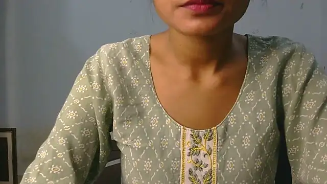Aarti misty71 online show from 7, 5, 2026