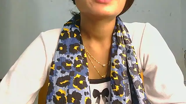 Aarti misty71 online show from 7, 4, 2026