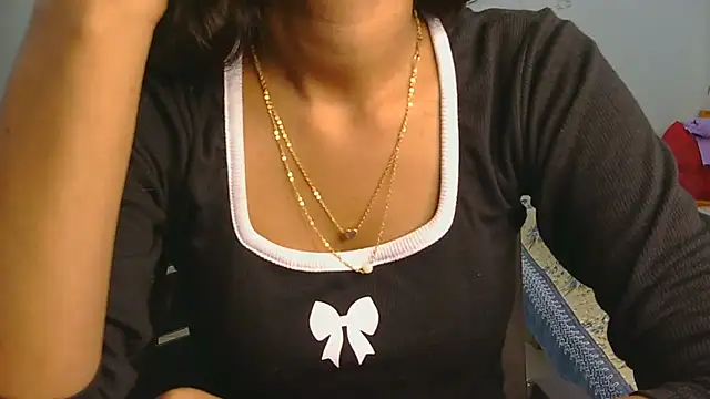 Aarti misty71 online show from 15, 4, 2026