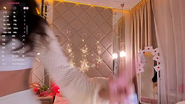 Nelly Kimm online show from 7, 3, 2026