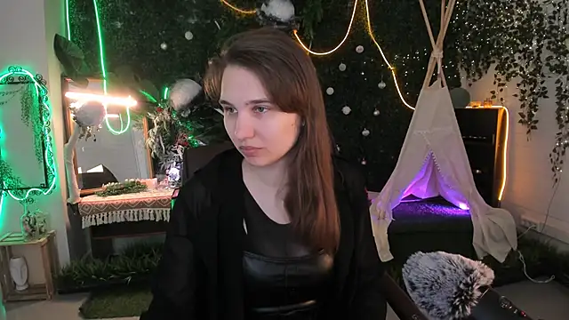 TessaMill online show from 18, 4, 2026