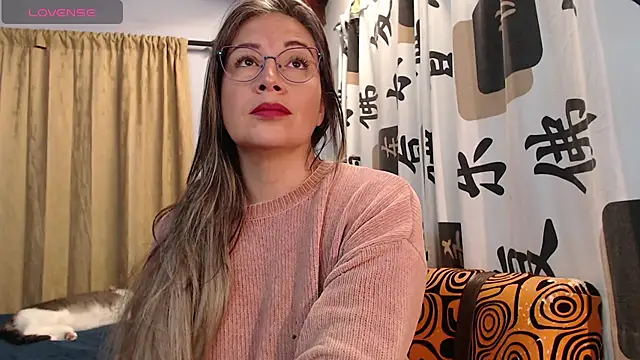 Emma Henderson online show from 16, 10, 2025