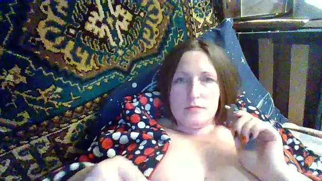 Snapshot of AllaSowinskaya chatting on 17, 10, 2025 AllaSowinskaya online show from 17, 10, 2025