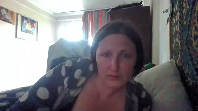 Snapshot of AllaSowinskaya chatting on 14, 5, 2026 AllaSowinskaya online show from 14, 5, 2026