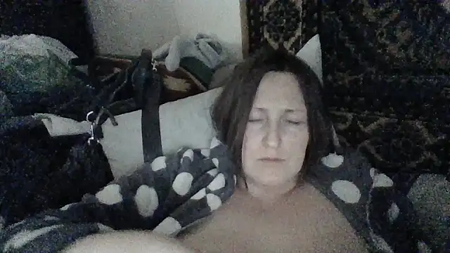 Snapshot of AllaSowinskaya chatting on 30, 10, 2025 AllaSowinskaya online show from 30, 10, 2025