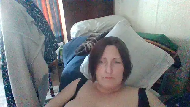 Snapshot of AllaSowinskaya chatting on 11, 5, 2026 AllaSowinskaya online show from 11, 5, 2026