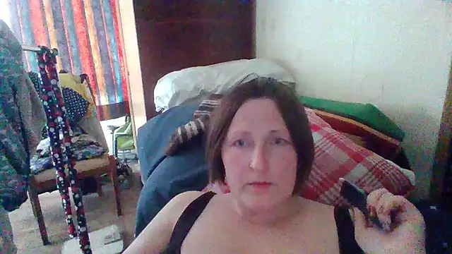 Snapshot of AllaSowinskaya chatting on 12, 5, 2026 AllaSowinskaya online show from 12, 5, 2026
