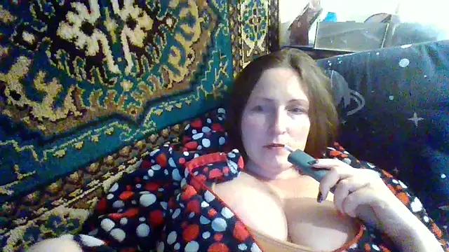 Snapshot of AllaSowinskaya chatting on 18, 10, 2025 AllaSowinskaya online show from 18, 10, 2025