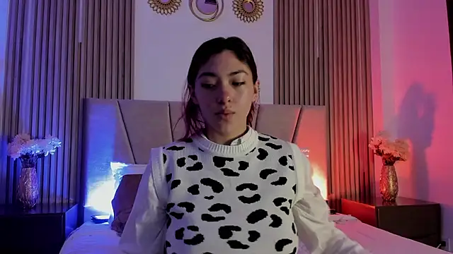 Victoria Beaumont online show from 11, 1, 2026