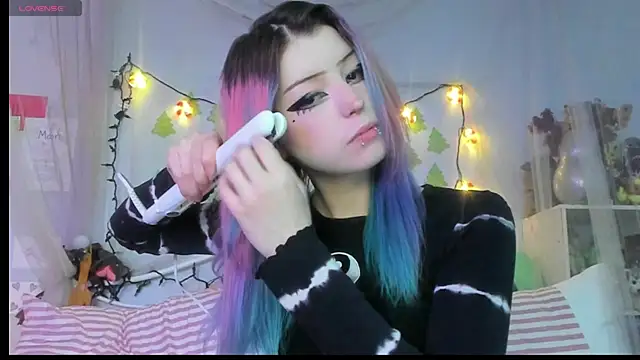 bunnyislewd online show from 17, 12, 2025