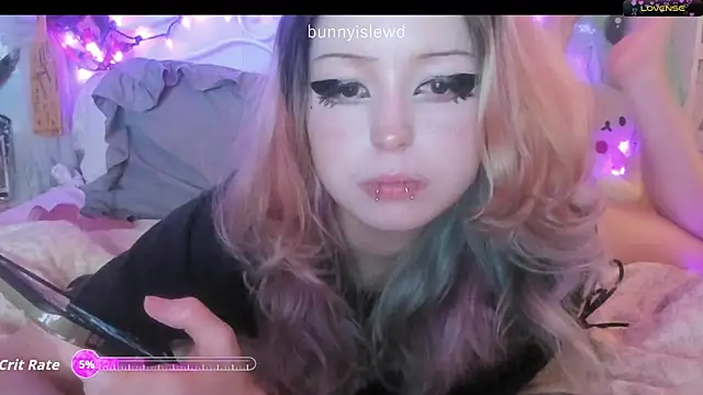 Snapshot of bunnyislewd chatting on 9, 5, 2026 bunnyislewd online show from 9, 5, 2026
