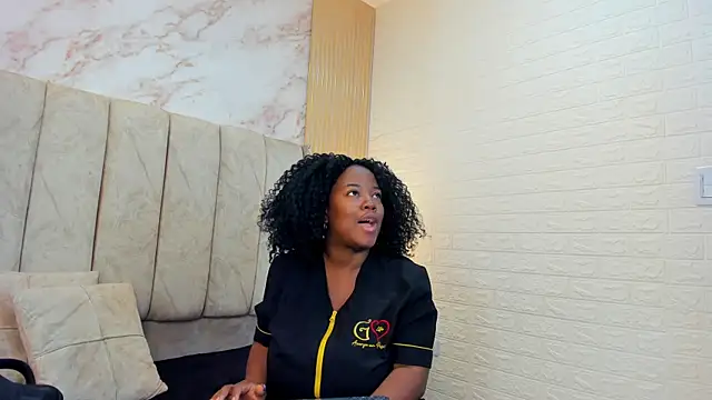 kiarazafira online show from 17, 9, 2025