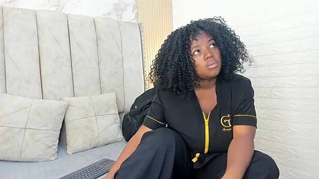 kiarazafira online show from 12, 9, 2025