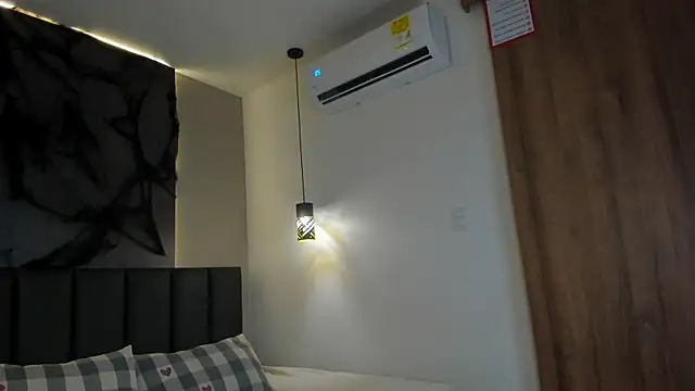 JenaCooper  online show from 30, 10, 2025