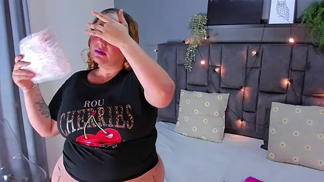 JenaCooper  online show from 15, 12, 2025