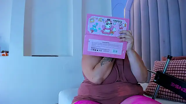 JenaCooper  online show from 31, 1, 2026