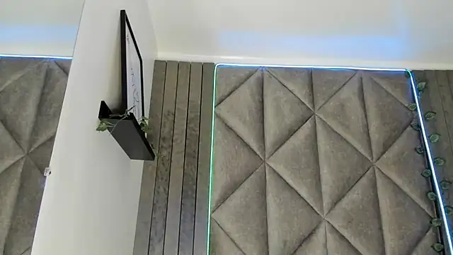 JenaCooper  online show from 20, 12, 2025