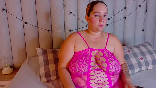 JenaCooper  online show from 15, 1, 2026