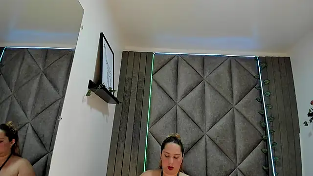 JenaCooper  online show from 22, 12, 2025