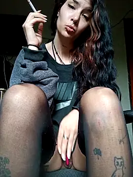 Snapshot of Darkw1tch chatting on 5, 11, 2025 Darkw1tch online show from 5, 11, 2025