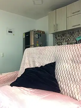 Snapshot of dollforsex_ chatting on 6, 11, 2025 dollforsex online show from 6, 11, 2025