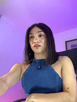 Snapshot of dollforsex_ chatting on 30, 11, 2025 dollforsex online show from 30, 11, 2025