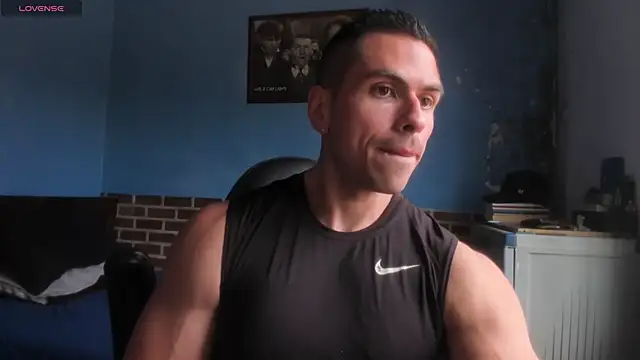 Snapshot of justinkarter chatting on 12, 5, 2026 justinkarter online show from 12, 5, 2026