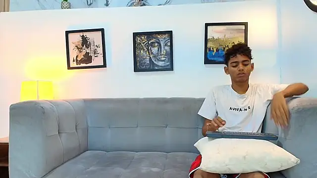 TWINKS FRIENDS online show from 14, 5, 2026