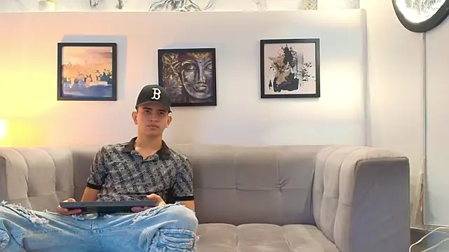 TWINKS FRIENDS online show from 11, 3, 2026