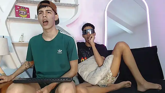 TWINKS FRIENDS online show from 12, 9, 2025