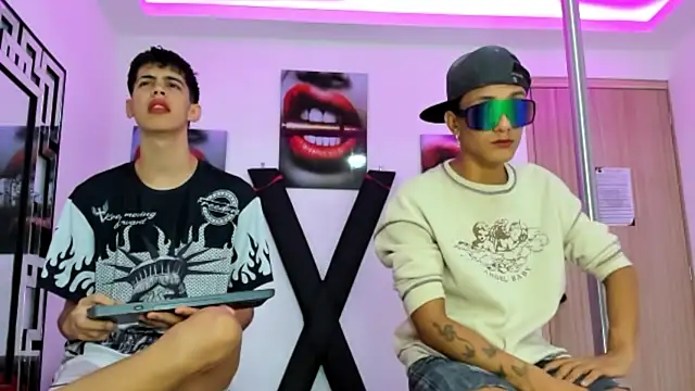 TWINKS FRIENDS online show from 22, 10, 2025