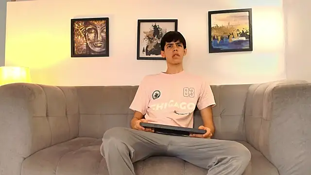 TWINKS FRIENDS online show from 31, 3, 2026